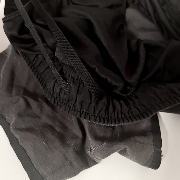 Nike Running Shorts - Picture 4 of 5